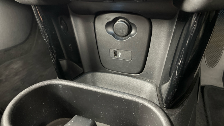 MINI Hatchback 135kW Cooper S Level 2 33kWh 3dr Auto Electric Hatchback